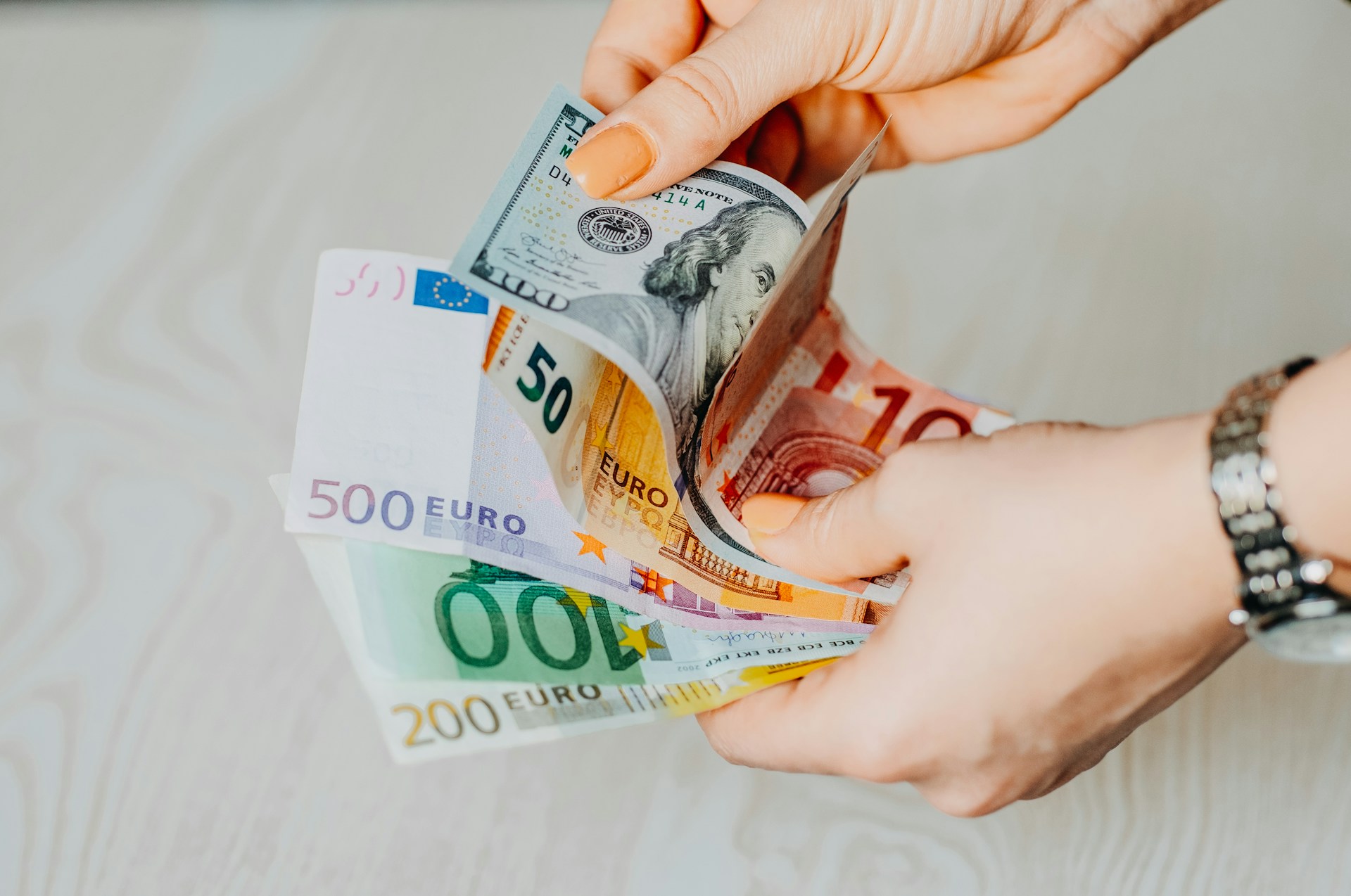 How to Price Your First Job (Without Losing Money)